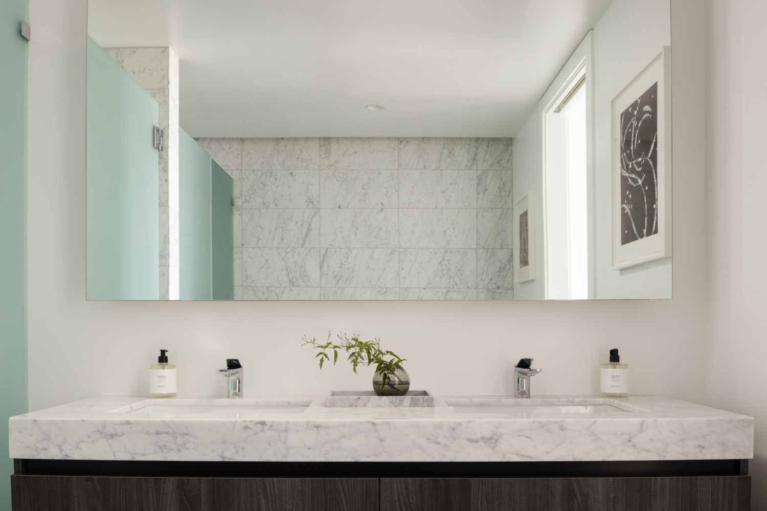 White Marble Shower Room in Luxury Condominium Residences Yerba Buena Island San Francisco For Sale