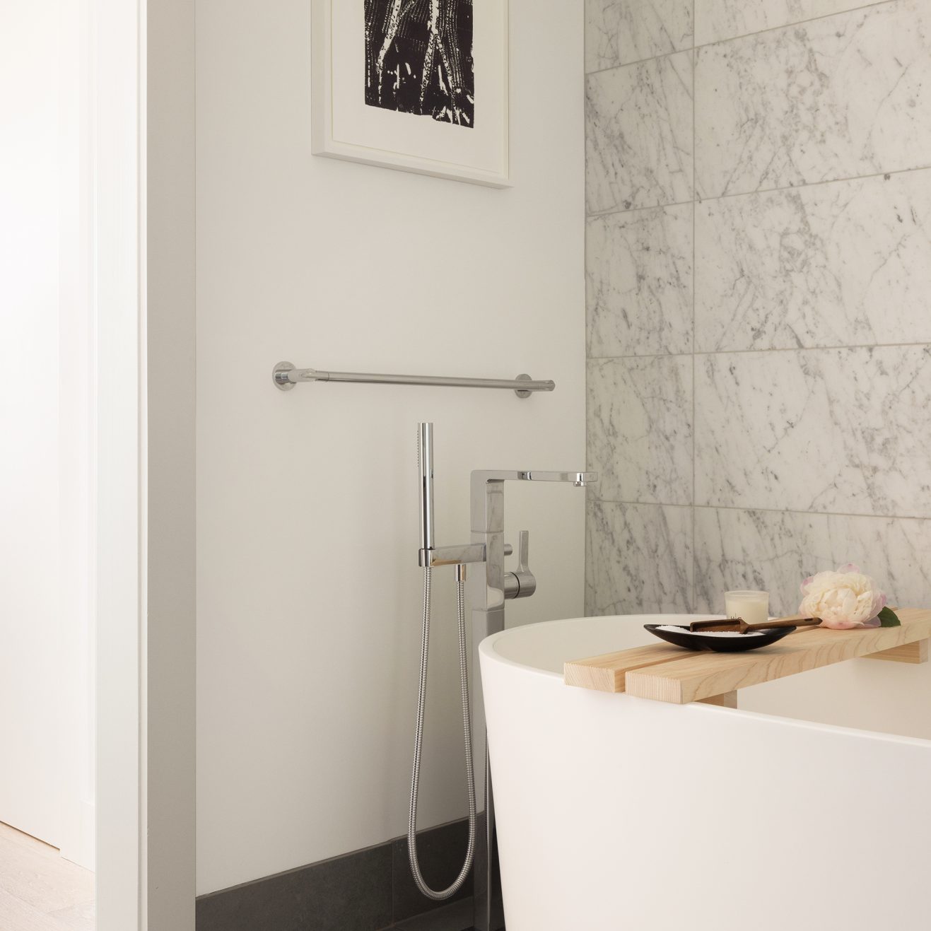 white modern sophisticated marble bath interior luxury townhomes condominium for sale in Bristol Yerba Buena Island San Francisco